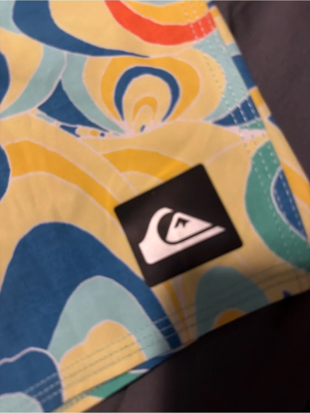 Quiksilver men’s 29 swim trunks Multi-Color Swirl Boardshorts